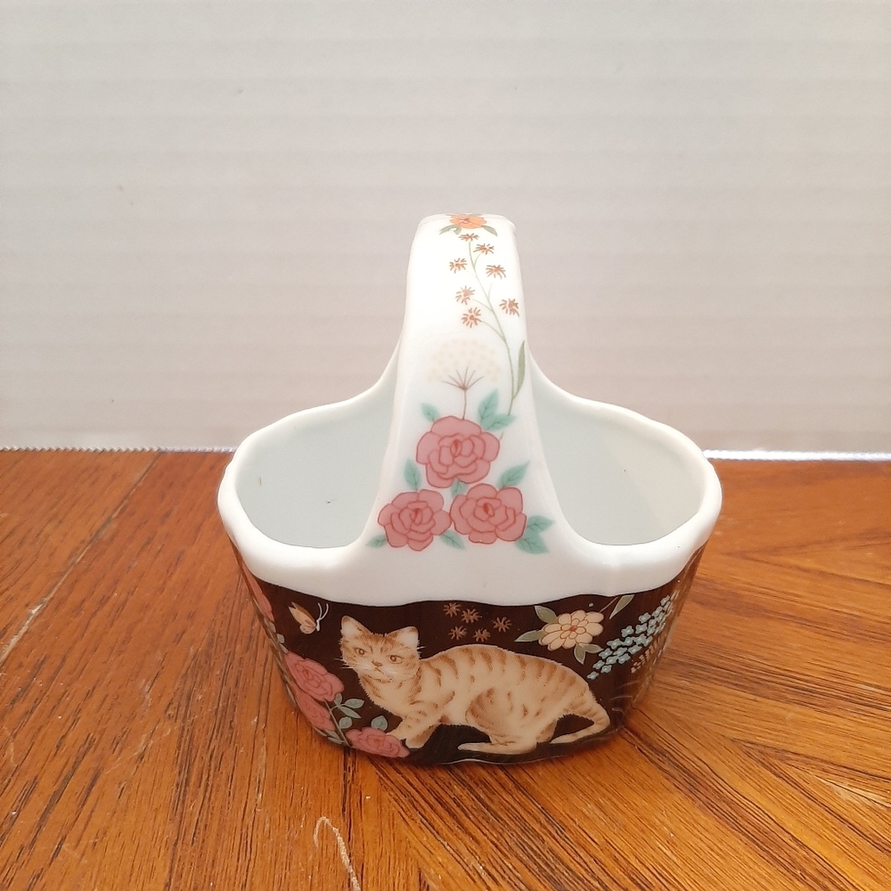 🔥Takahashi San Francisco PorcelainMiniature Basket Cat